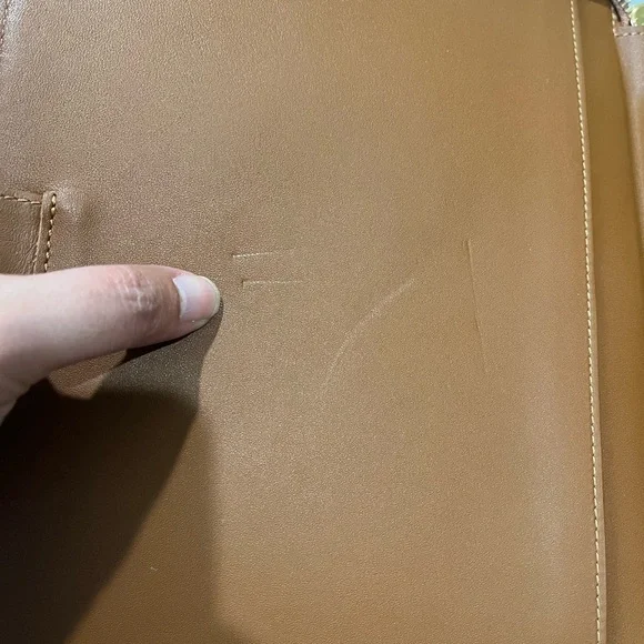 MCM COGNAC ORGANIZER - Picture 6 of 13